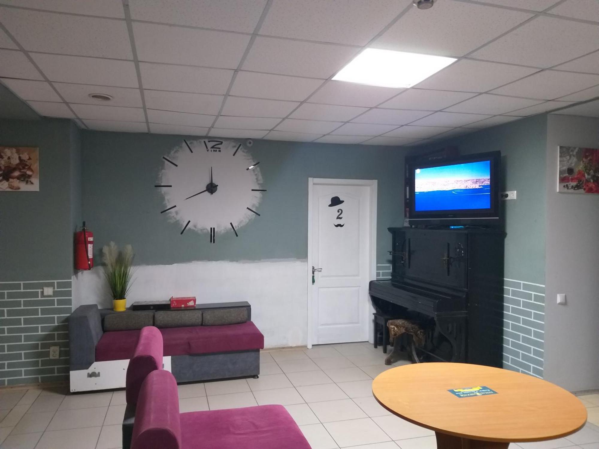Sherlock Hotel Κχαρκίβ Εξωτερικό φωτογραφία
