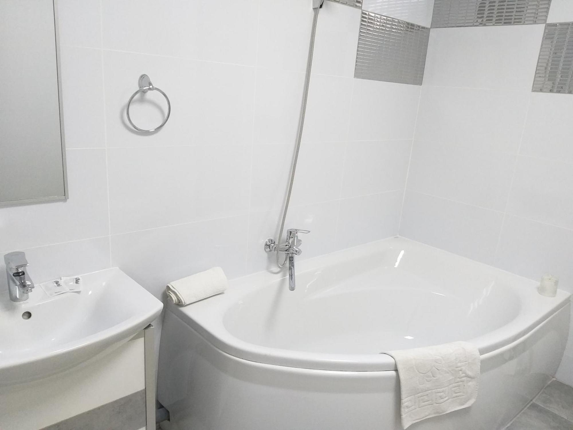 Sherlock Hotel Κχαρκίβ Εξωτερικό φωτογραφία
