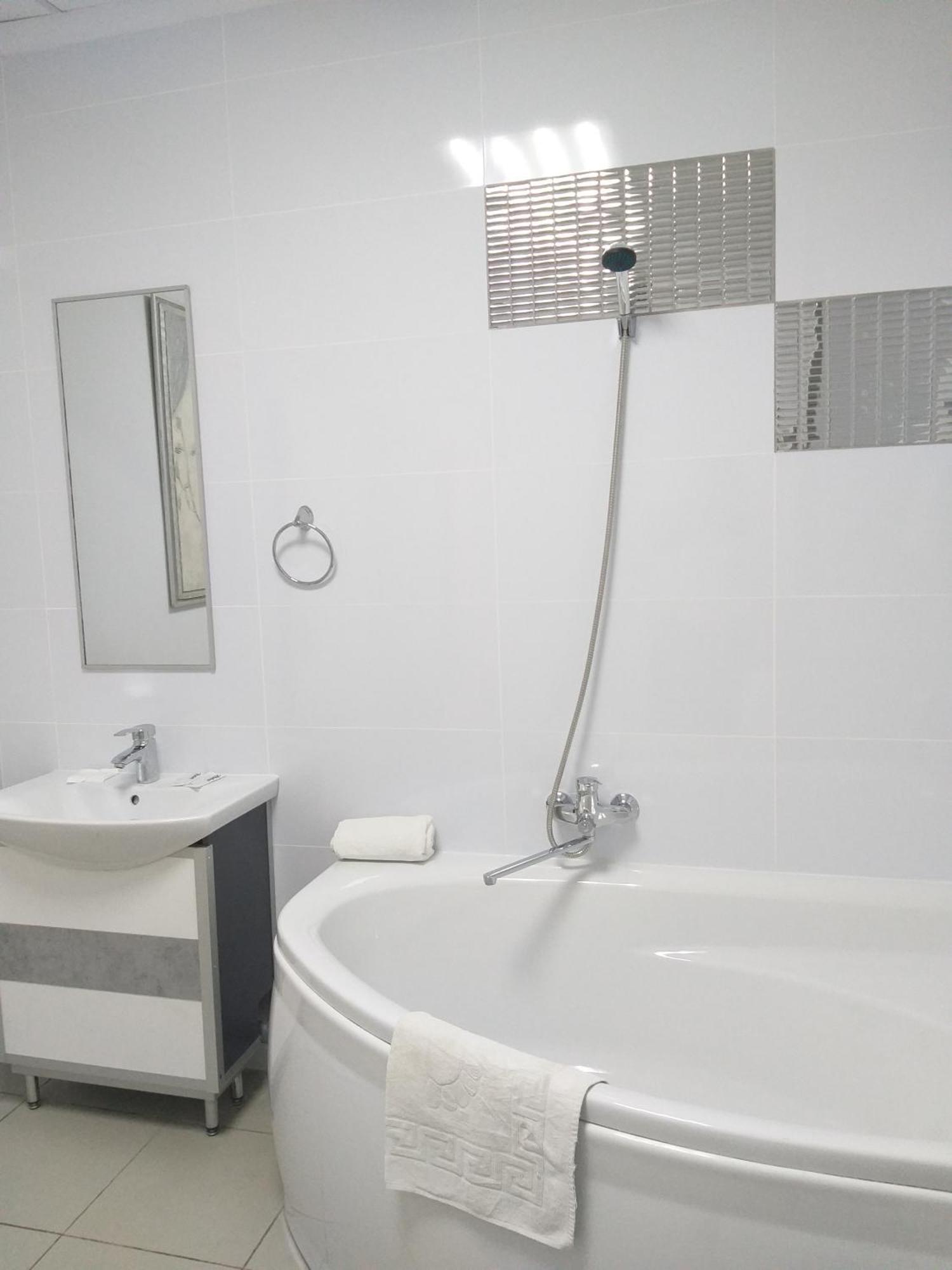 Sherlock Hotel Κχαρκίβ Εξωτερικό φωτογραφία